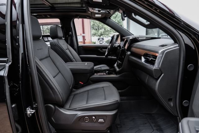 Used 2026 GMC Yukon Denali w/ Sun & Power Step Package AWD/4WD image 67