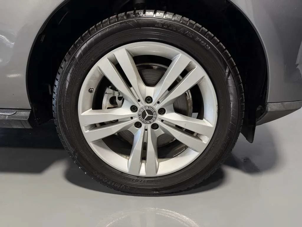 Used 2013 Mercedes-Benz ML 350 BlueTEC 4MATIC image 9
