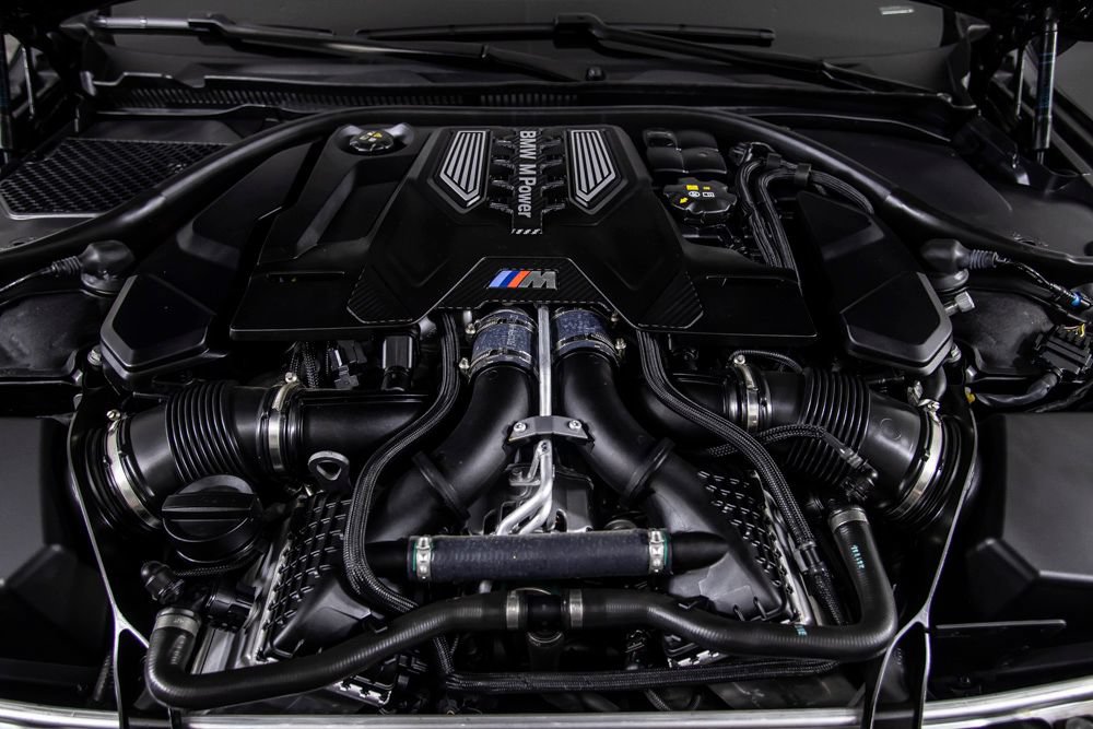 Used 2025 BMW M8 Competition AWD/4WD image 46