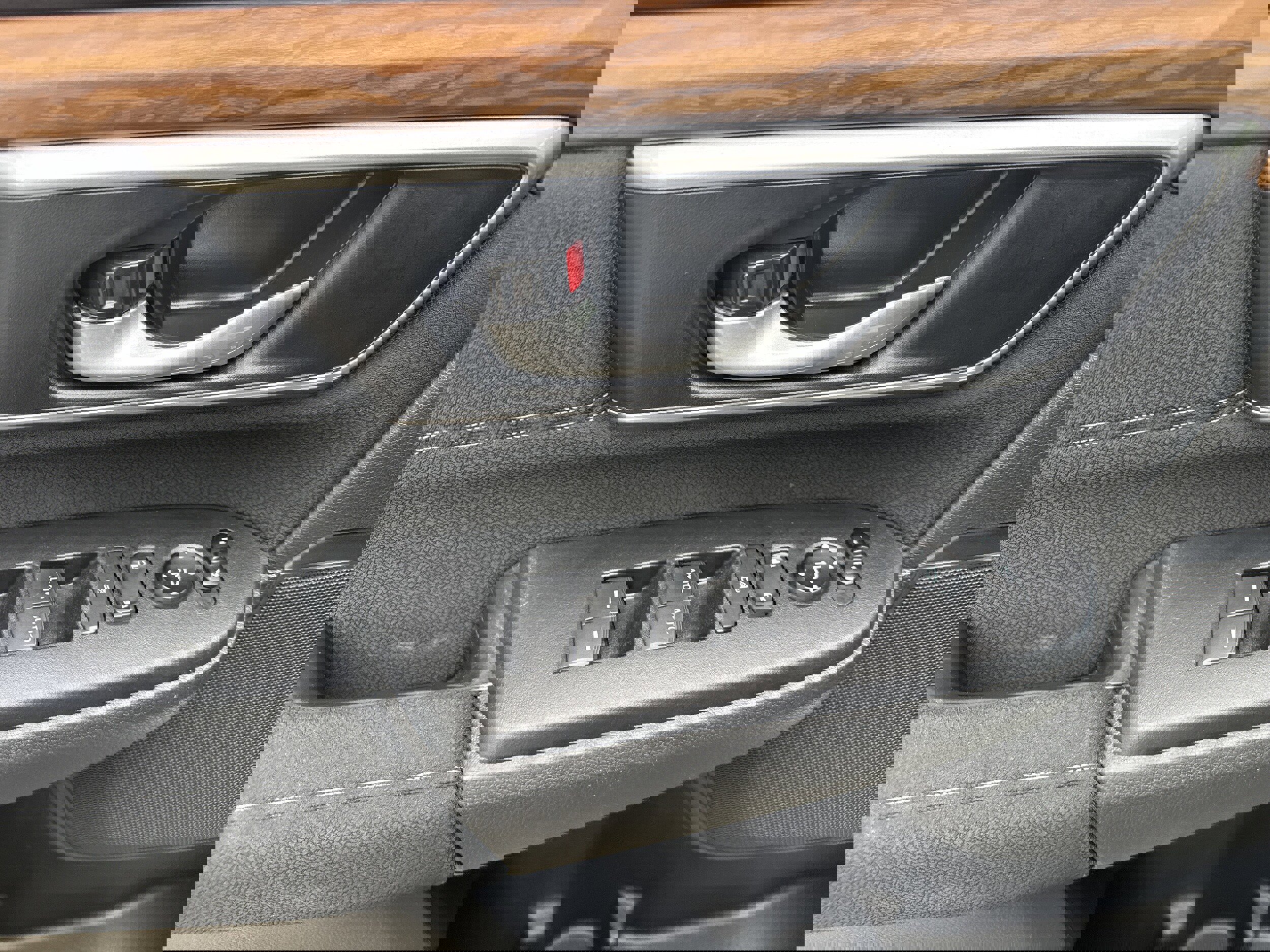 Used 2021 Honda CR-V EX image 11