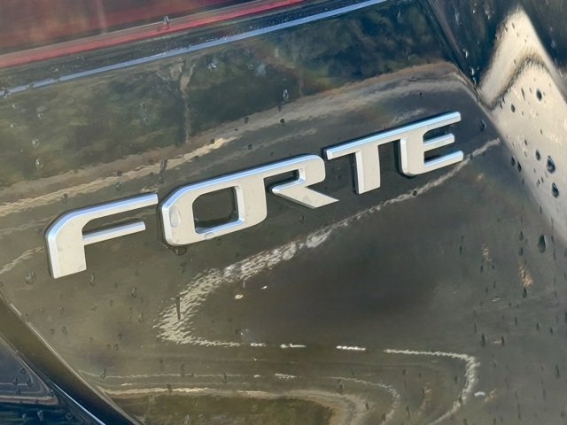 Used 2024 Kia Forte LXS w/ LXS Technology Package image 17