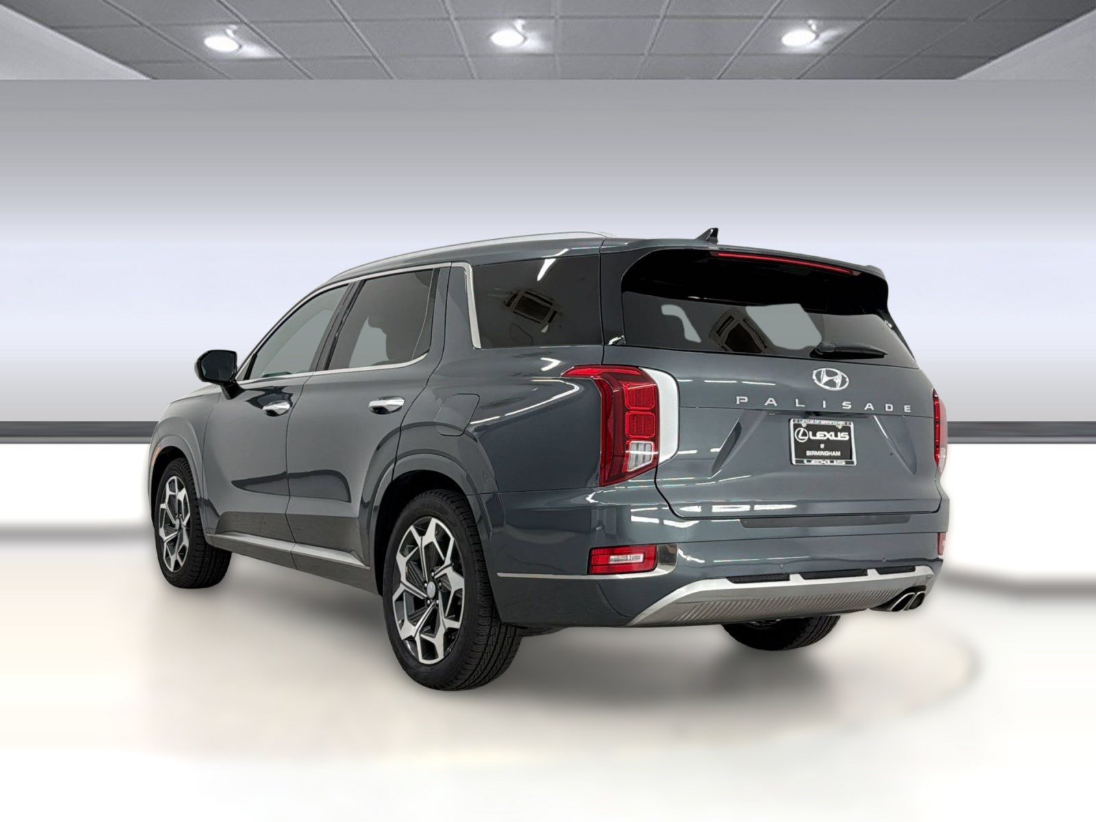 Used 2022 Hyundai Palisade Calligraphy w/ Cargo Package FWD image 3