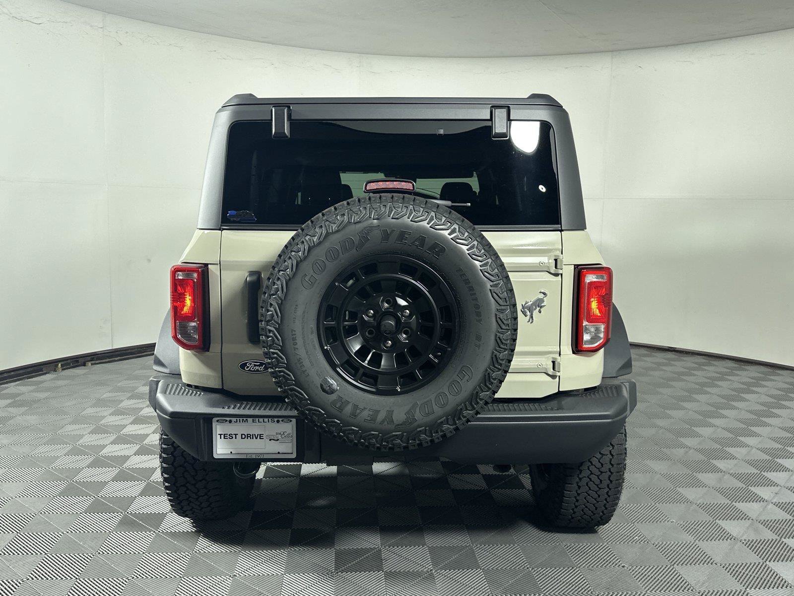 New 2026 Ford Bronco Big Bend w/ Black Diamond Package AWD/4WD image 6