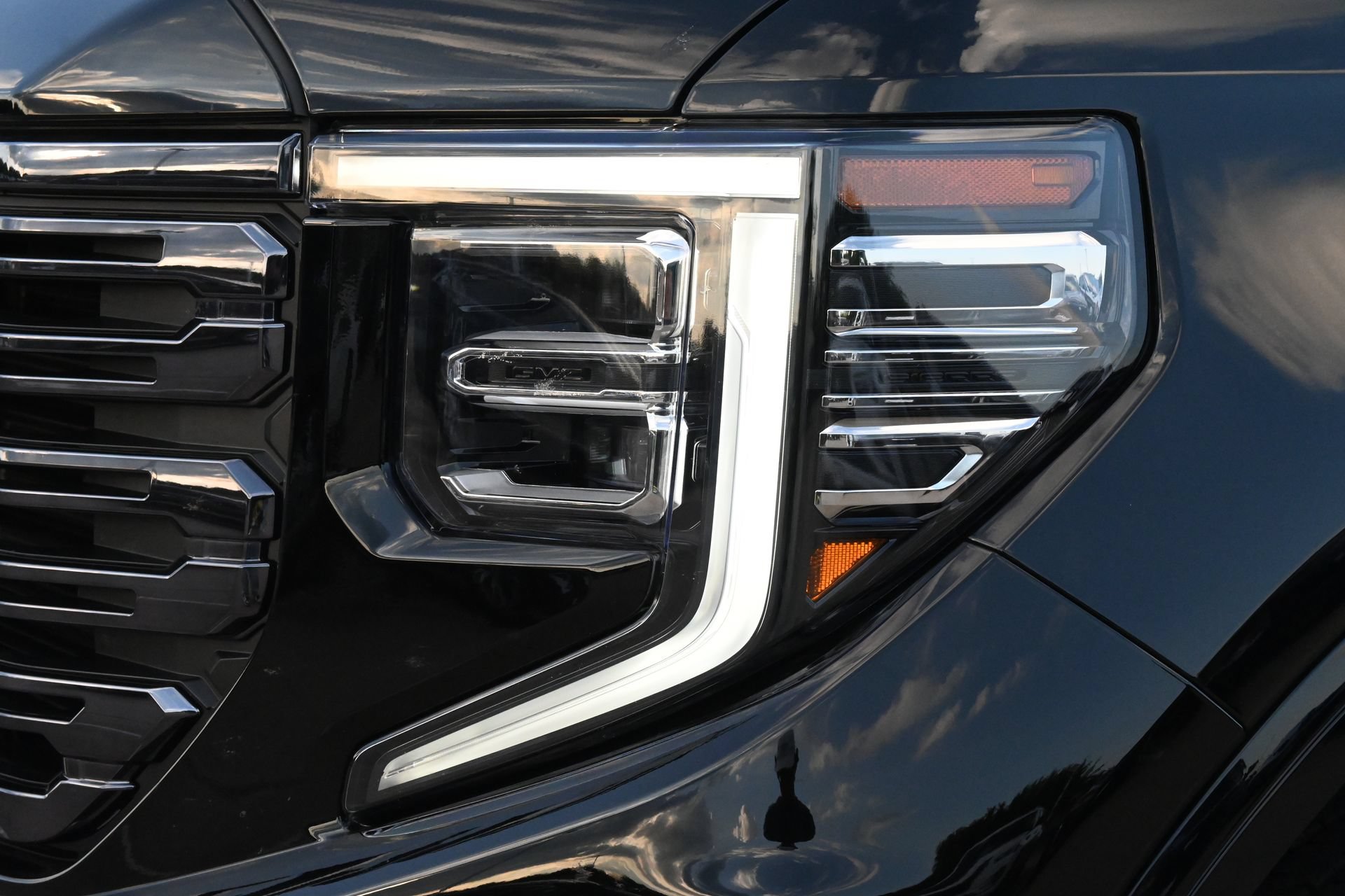 Used 2026 GMC Sierra 1500 Denali Ultimate AWD/4WD image 28