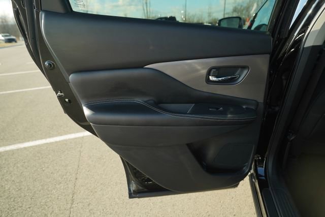 Used 2023 Nissan Murano SV image 15