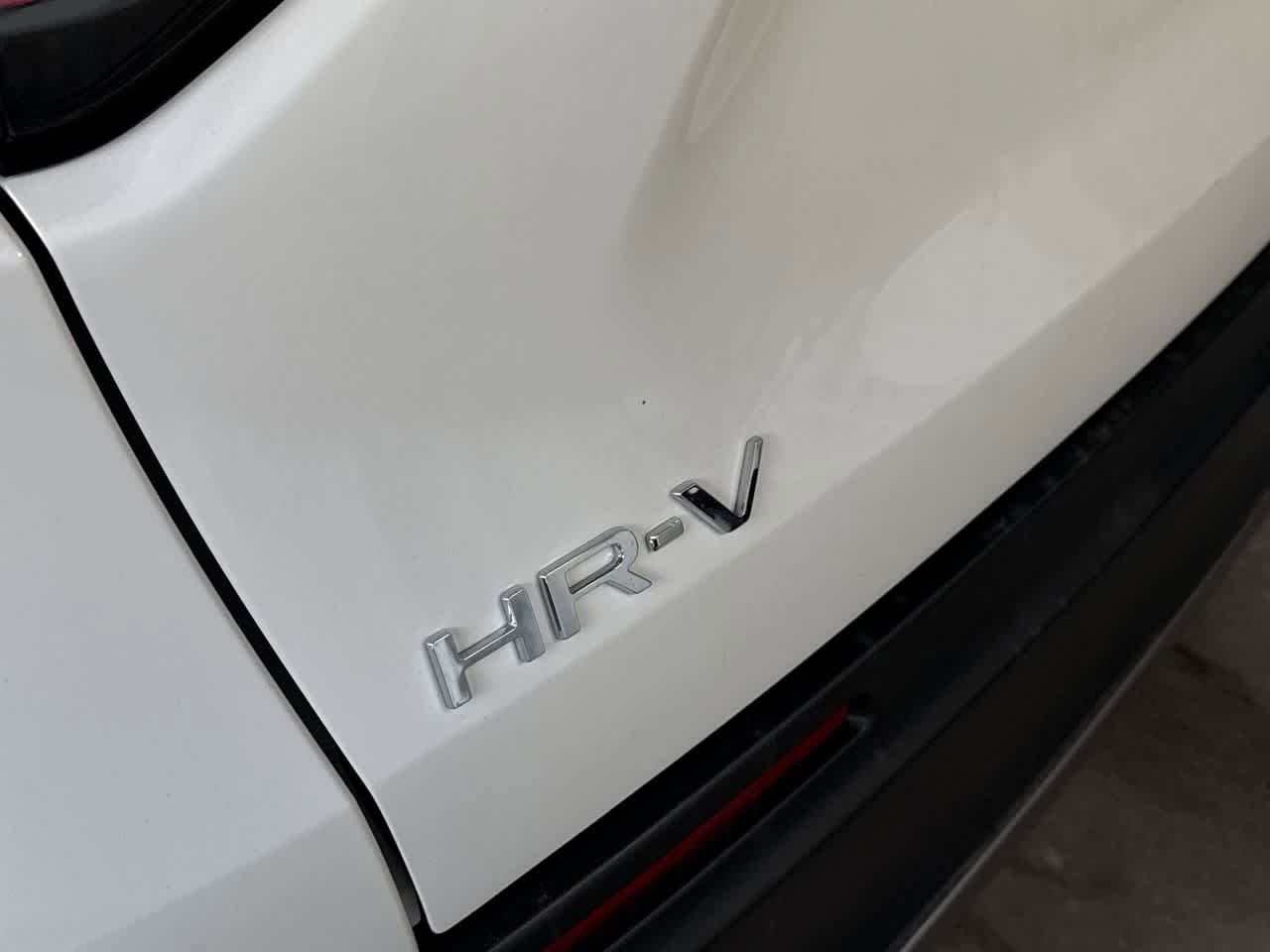 Used 2024 Honda HR-V Sport image 10
