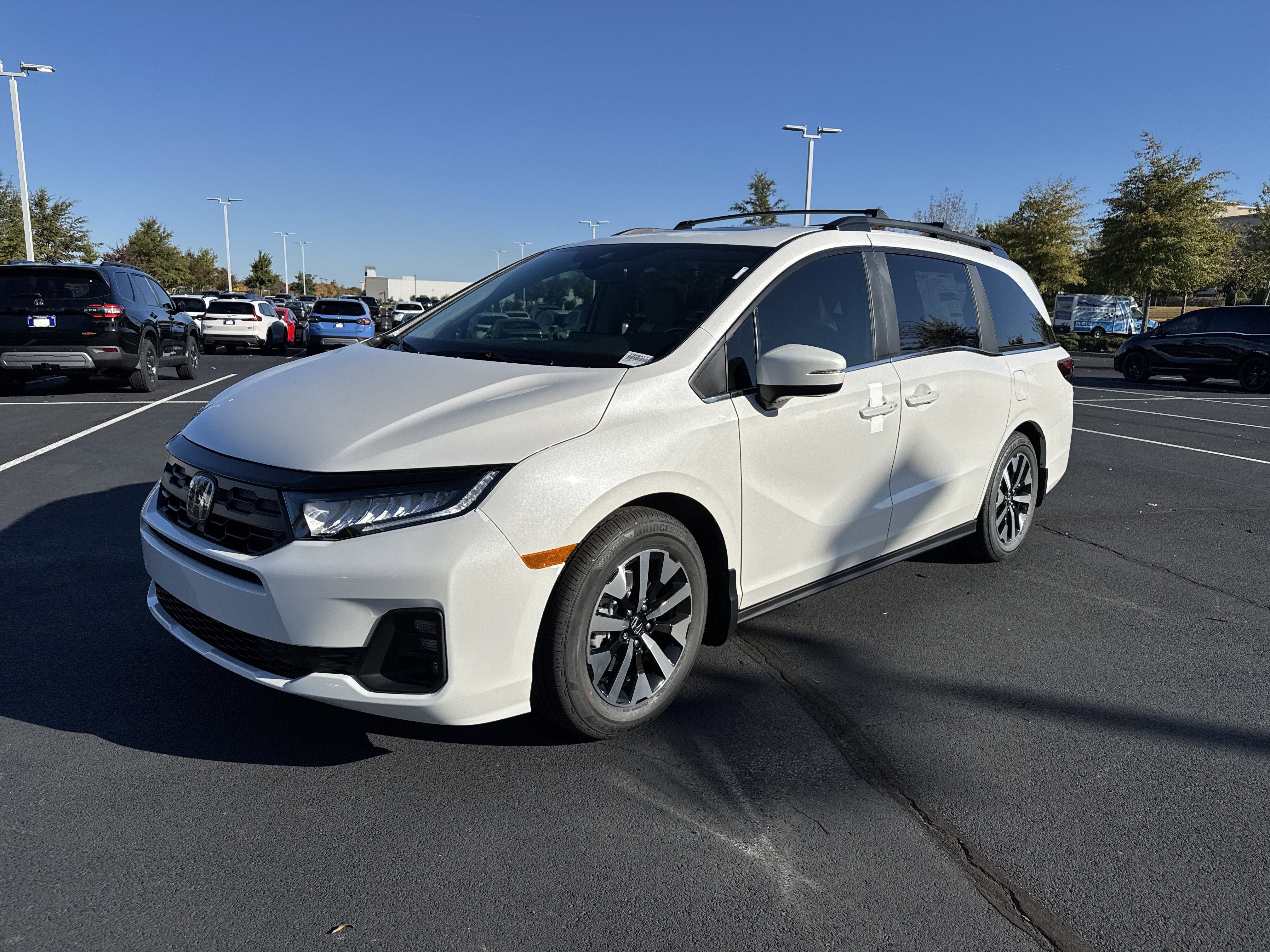 New 2026 Honda Odyssey EX-L image 5