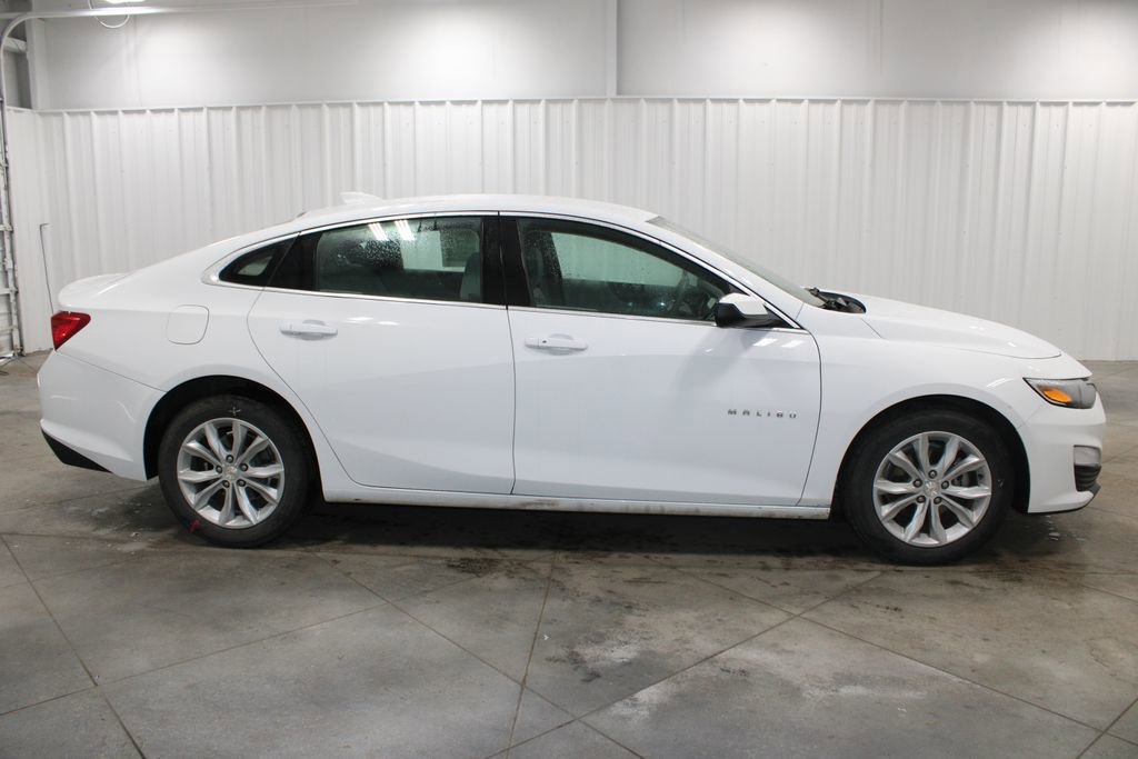 Used 2024 Chevrolet Malibu LT image 11