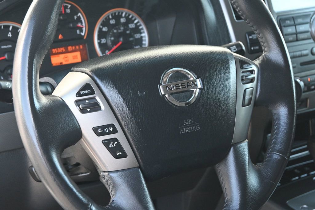 Used 2015 Nissan Armada SV image 10