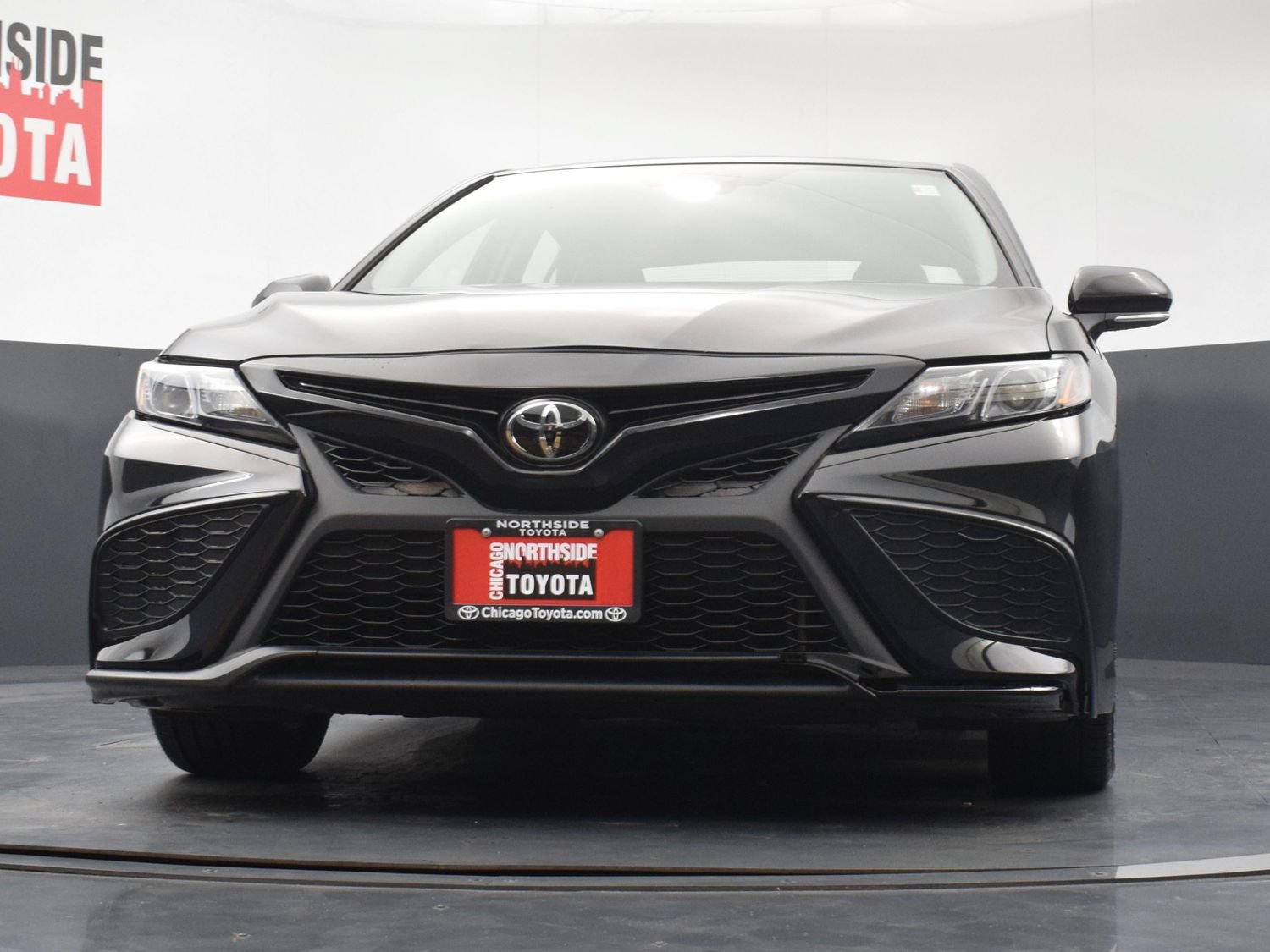 Used 2024 Toyota Camry SE AWD/4WD image 29