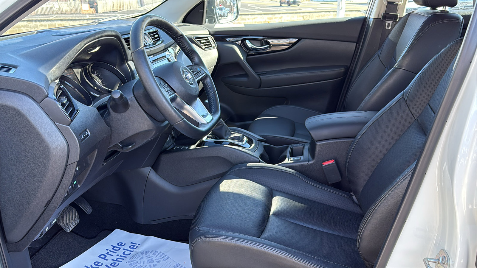 Certified 2022 Nissan Rogue Sport SL w/ Premium Package AWD/4WD image 20