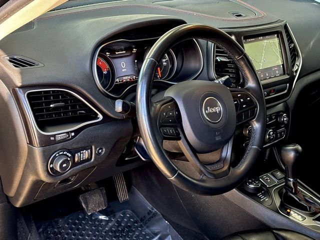 Used 2020 Jeep Cherokee Trailhawk w/ Comfort/Convenience Group image 12