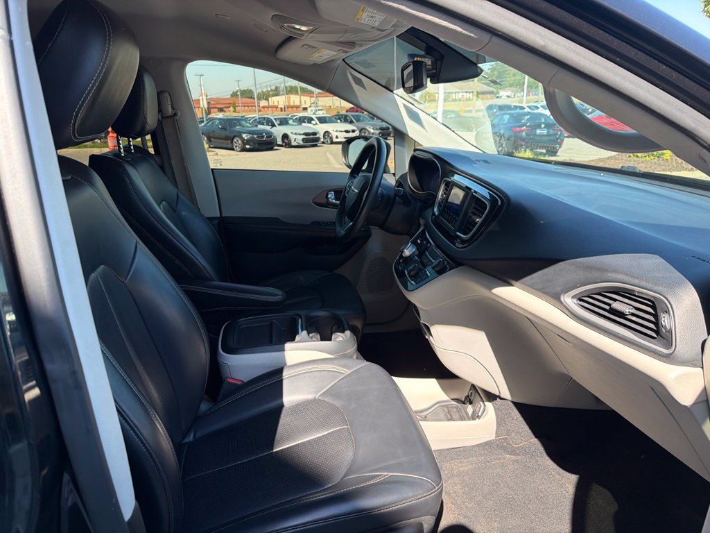 Used 2021 Chrysler Voyager Lxi FWD image 25