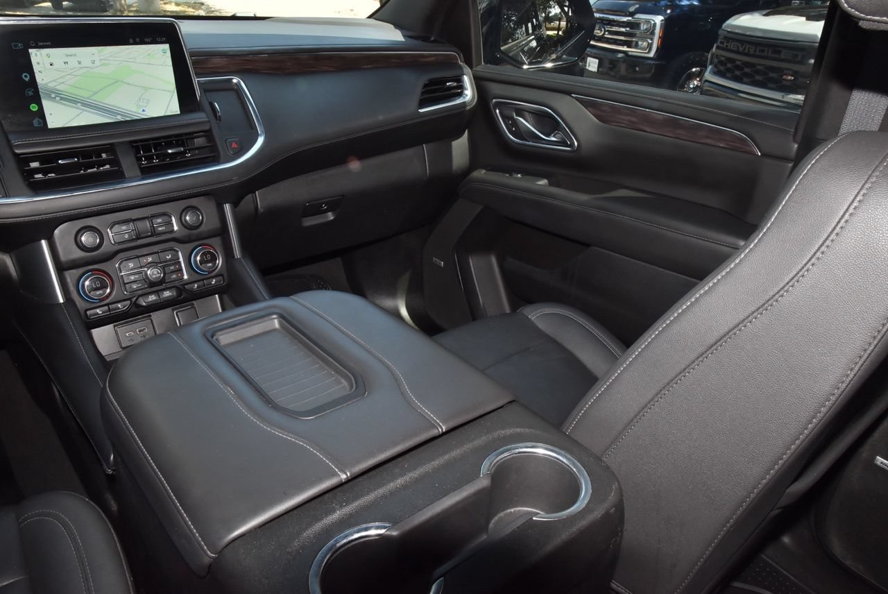 Used 2023 Chevrolet Tahoe LT w/ Luxury Package AWD/4WD image 18