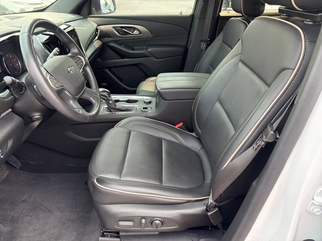 Used 2022 Chevrolet Traverse Premier w/ Redline Edition AWD/4WD image 10