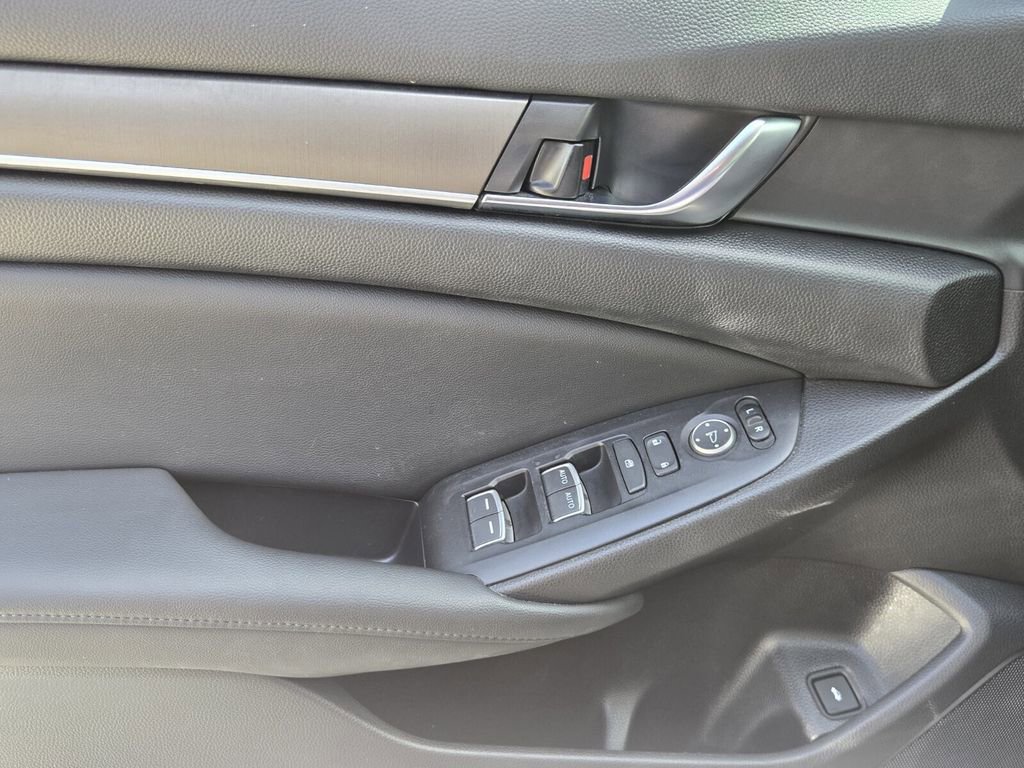 Certified 2021 Honda Accord LX image 26