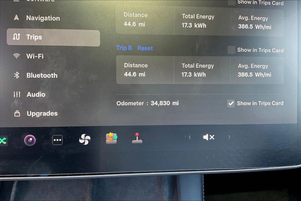 Used 2021 Tesla Model Y Long Range image 13