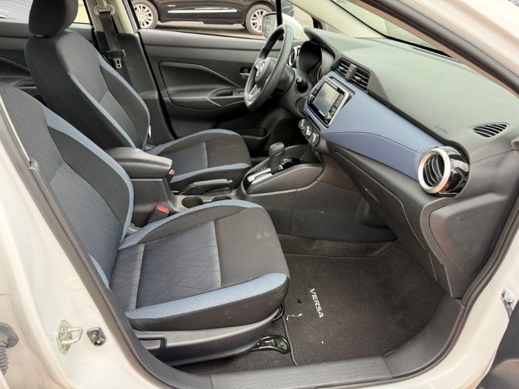 Used 2024 Nissan Versa SV image 20