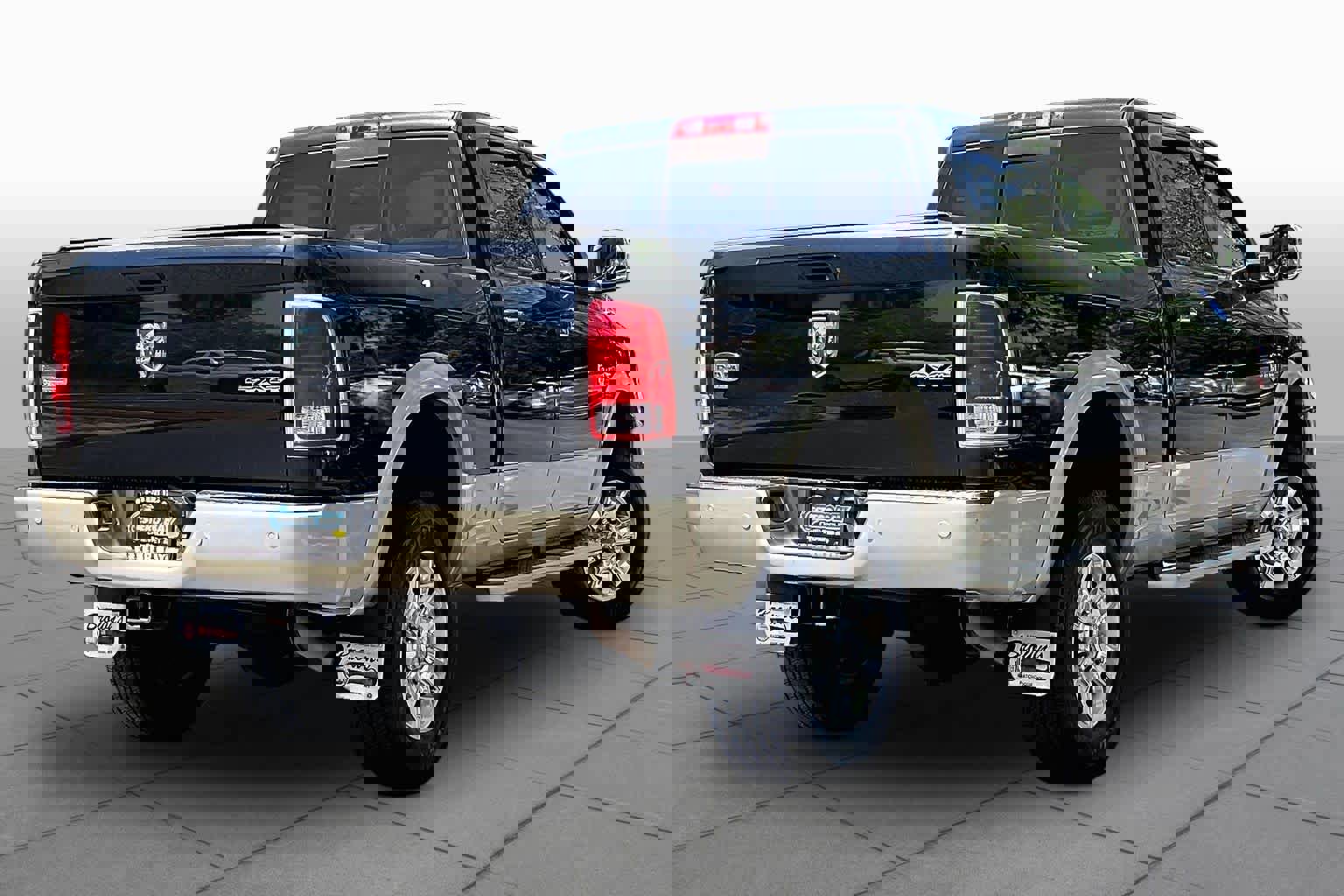 Used 2016 RAM 2500 Longhorn w/ Snow Chief Group image 13