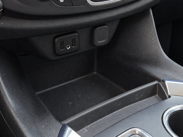 Used 2020 Chevrolet Traverse LT FWD image 23