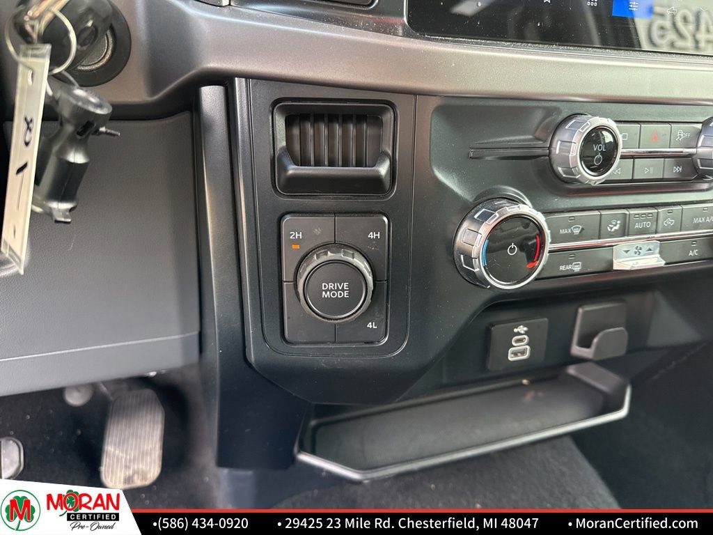 Used 2025 Ford F150 XLT w/ Equipment Group 301A Standard image 17