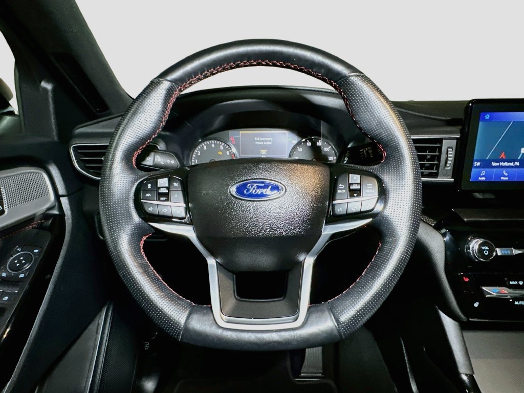 Certified 2022 Ford Explorer ST-Line AWD/4WD image 10