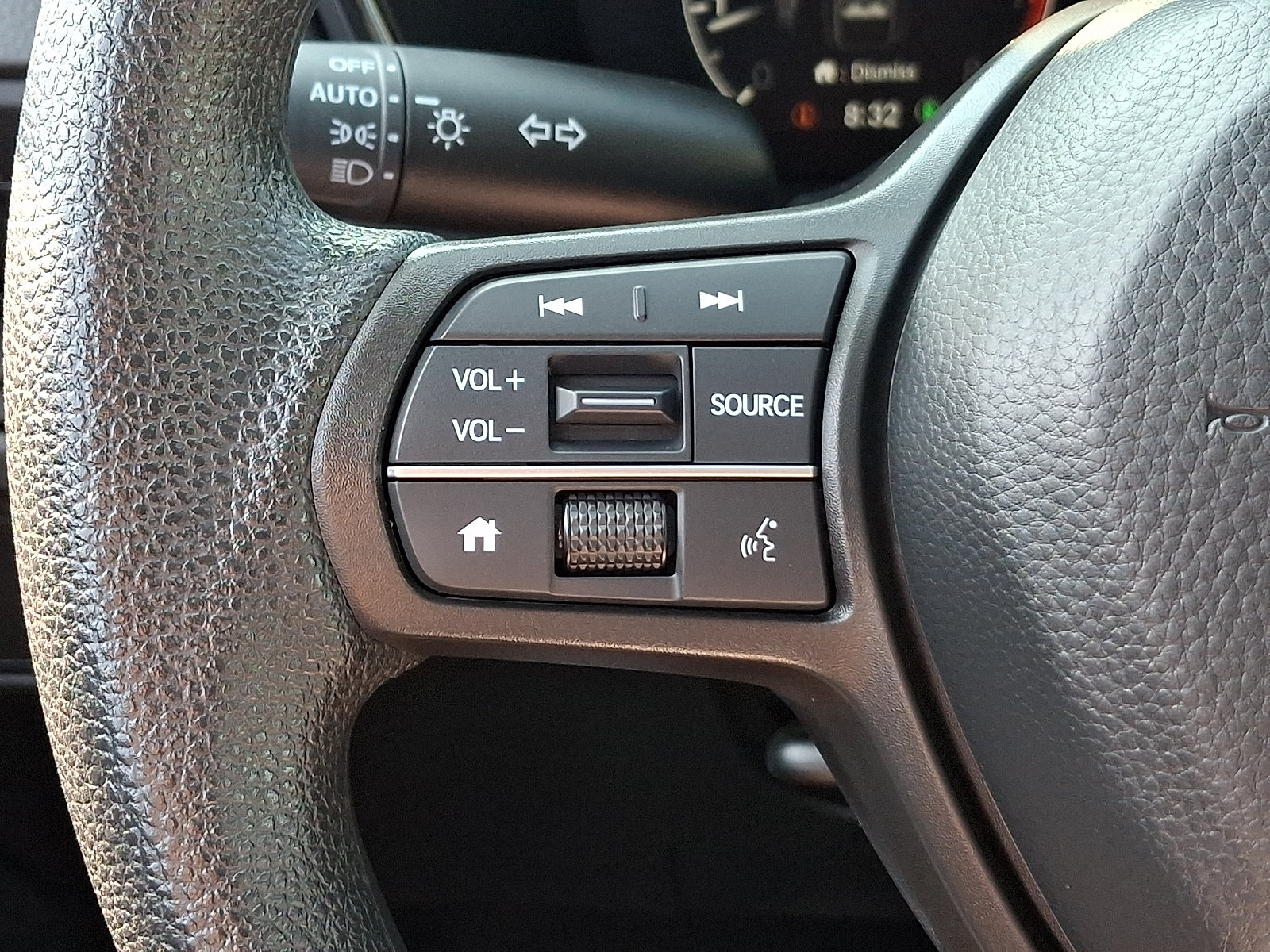 Used 2025 Honda CR-V EX image 21