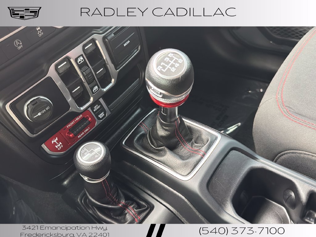 Used 2021 Jeep Wrangler Unlimited Rubicon w/ Cold Weather Group AWD/4WD image 11