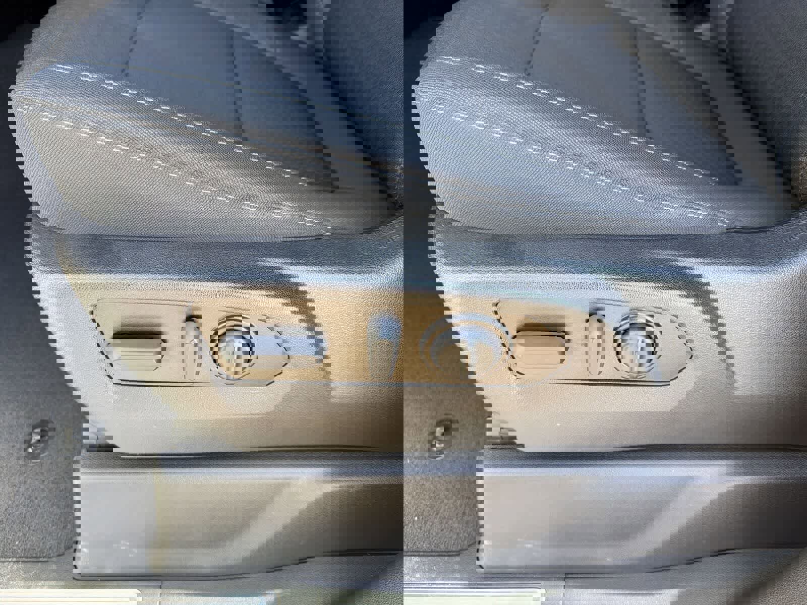 Used 2022 Chevrolet Silverado 1500 RST image 18