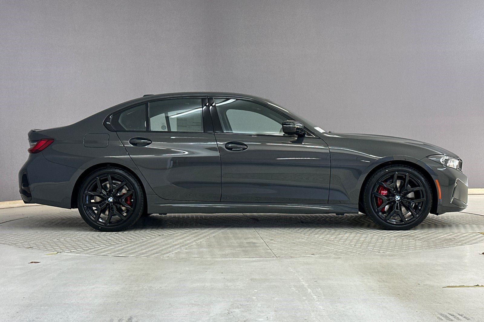 New 2026 BMW 330i Sedan w/ M Sport Package RWD image 7