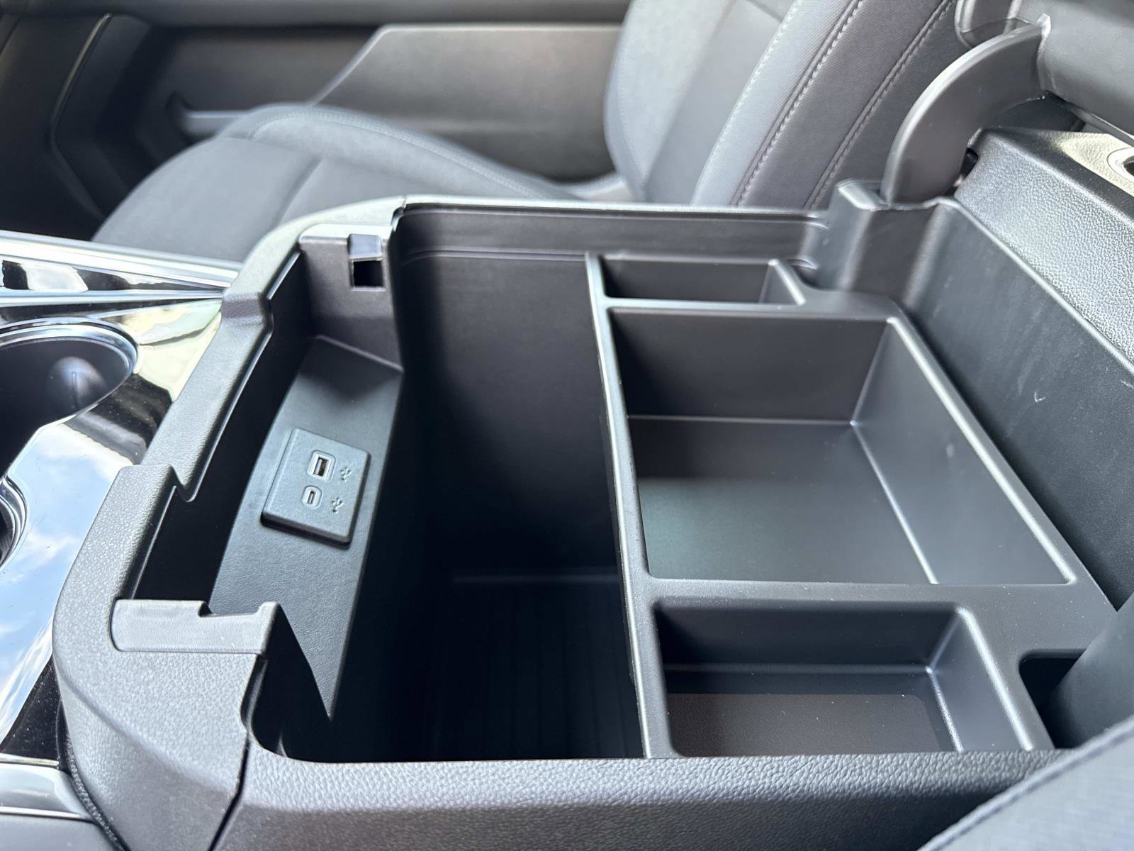 New 2025 Chevrolet Tahoe LS RWD image 31