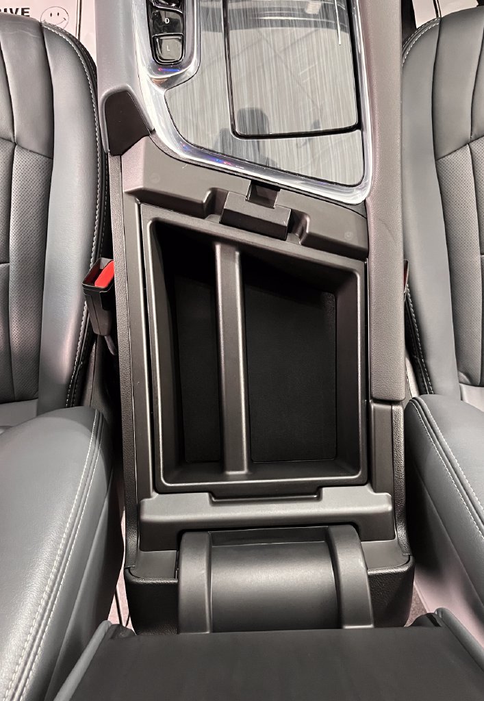 Used 2023 Buick Enclave Essence AWD/4WD image 33