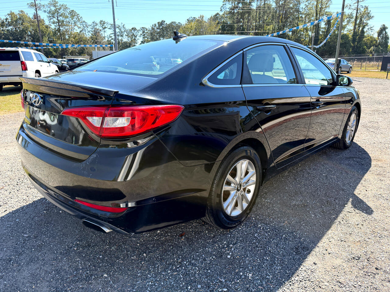 Used 2016 Hyundai Sonata SE image 4
