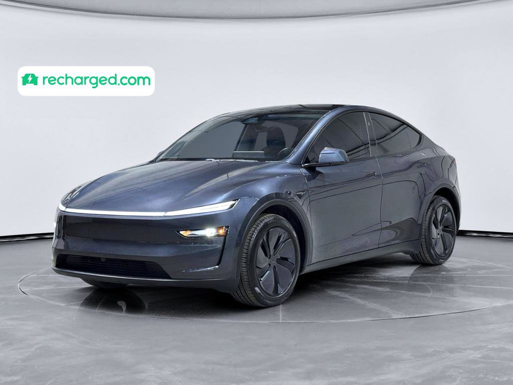 Used 2026 Tesla Model Y Long Range AWD/4WD image 1