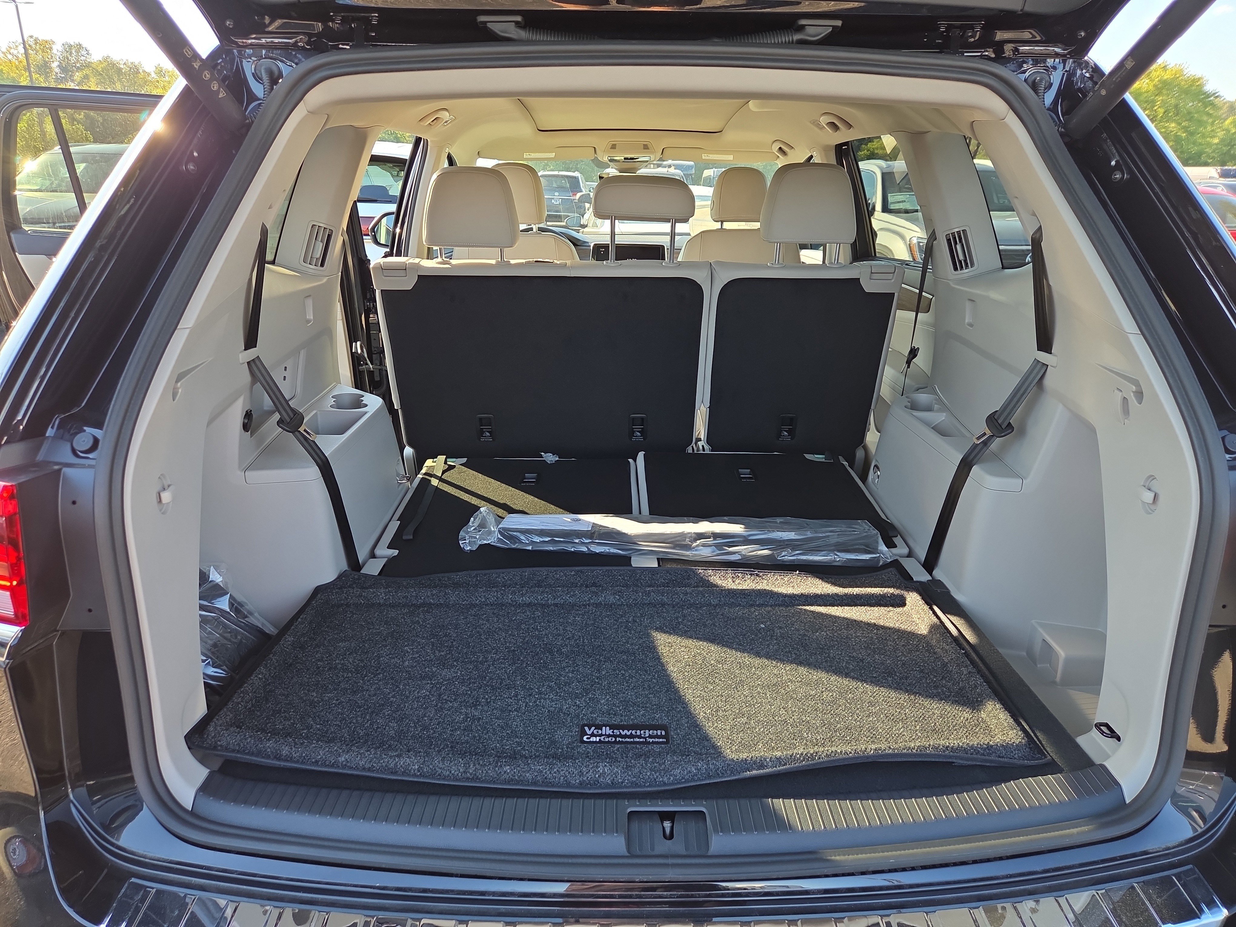 New 2026 Volkswagen Atlas SEL image 7