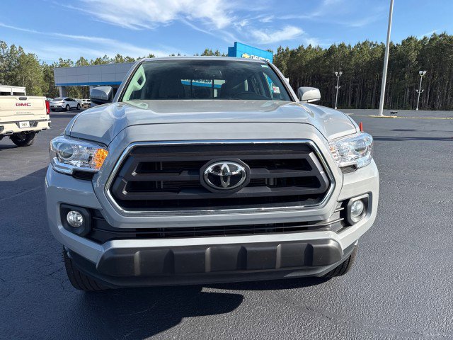 Used 2021 Toyota Tacoma SR5 AWD/4WD image 8