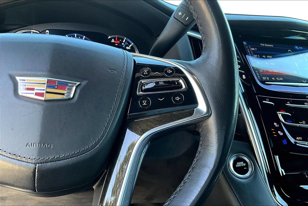 Used 2020 Cadillac Escalade Platinum AWD/4WD image 11