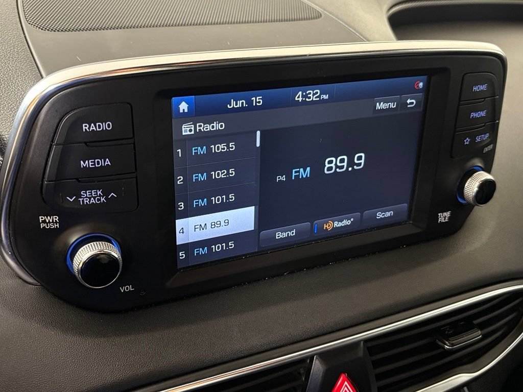 Used 2020 Hyundai Santa Fe SEL FWD image 22
