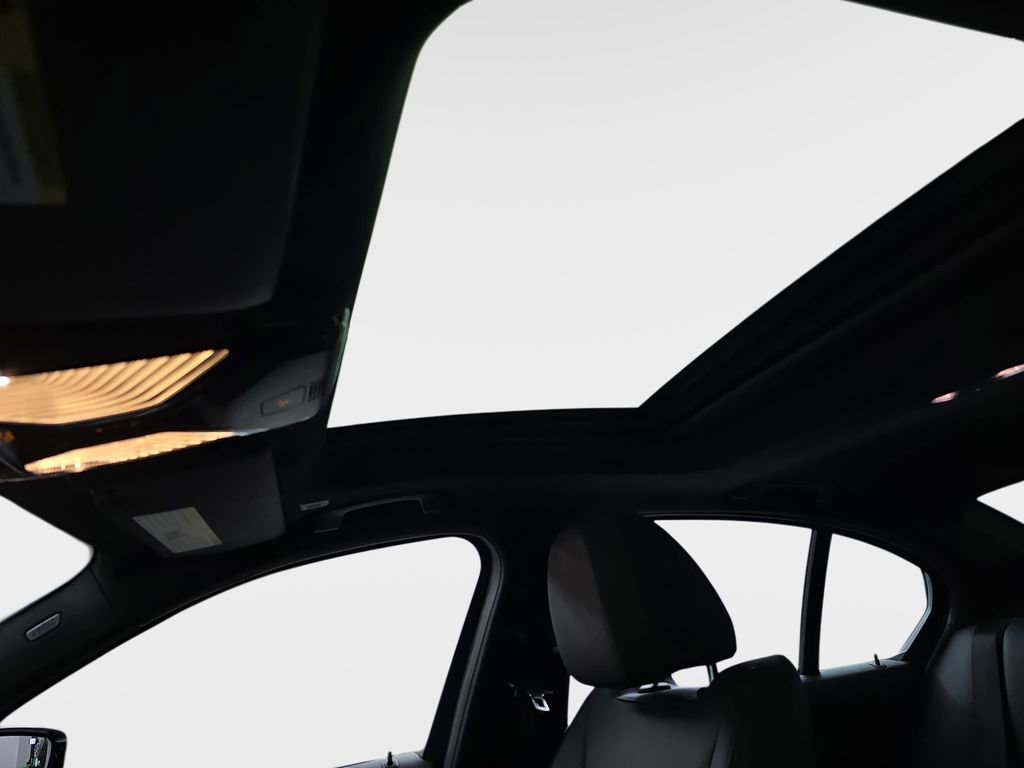 Used 2019 BMW 330i xDrive Sedan w/ Convenience Package image 31