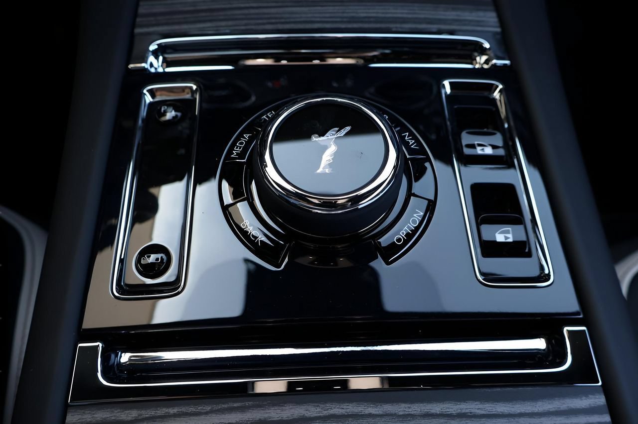 New 2026 Rolls-Royce Spectre AWD/4WD image 28