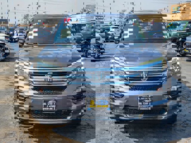 Used 2018 Honda Pilot Touring image 5