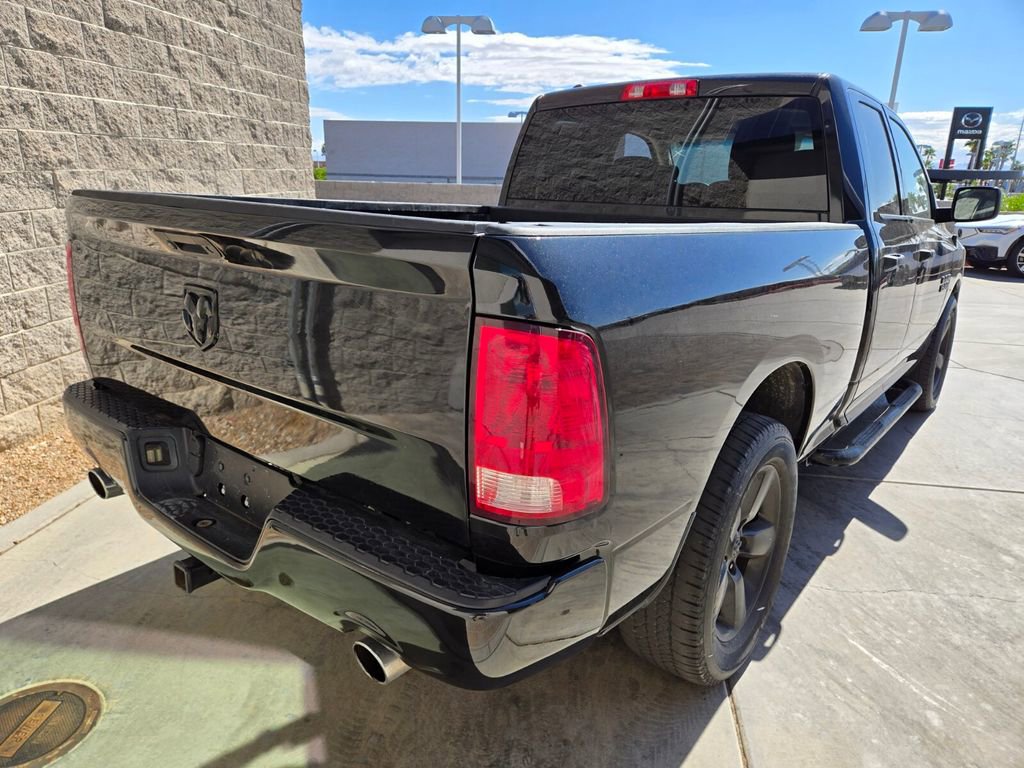 Used 2017 RAM 1500 Express w/ Black Ram 1500 Express Group RWD image 4