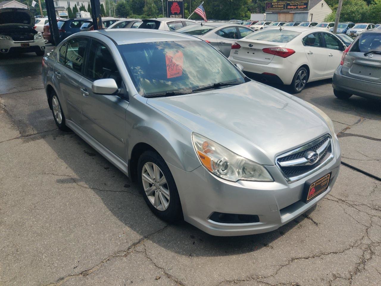 Used 2012 Subaru Legacy 2.5i Premium w/ All-Weather Pkg AWD/4WD image 8