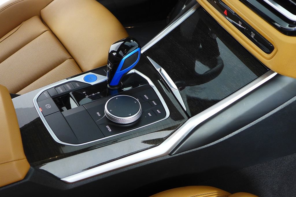 Used 2023 BMW i4 eDrive35 image 15