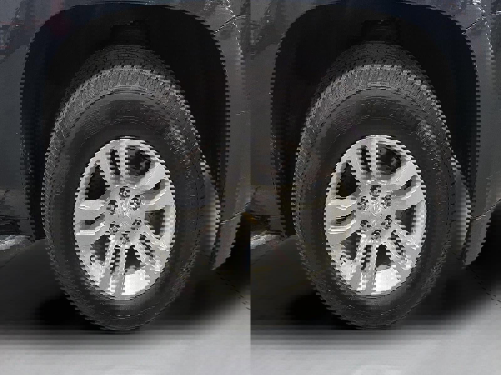 Used 2020 Chevrolet Tahoe LT image 9