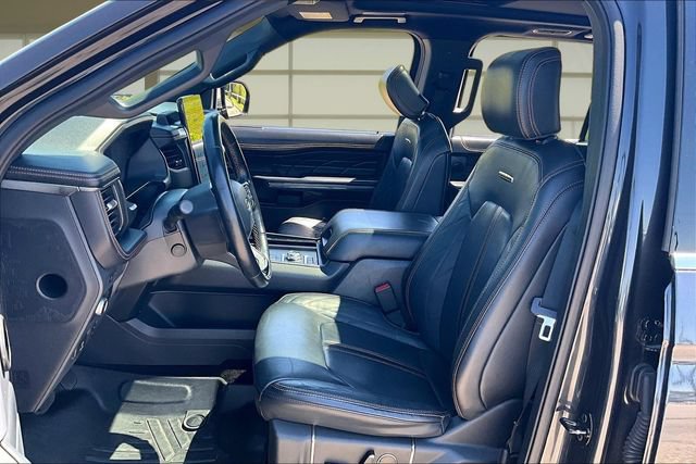 Used 2022 Ford Expedition Max Platinum AWD/4WD image 25