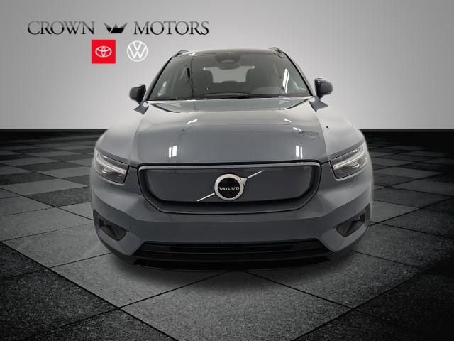 Used 2022 Volvo XC40 P8 Recharge Ultimate image 2