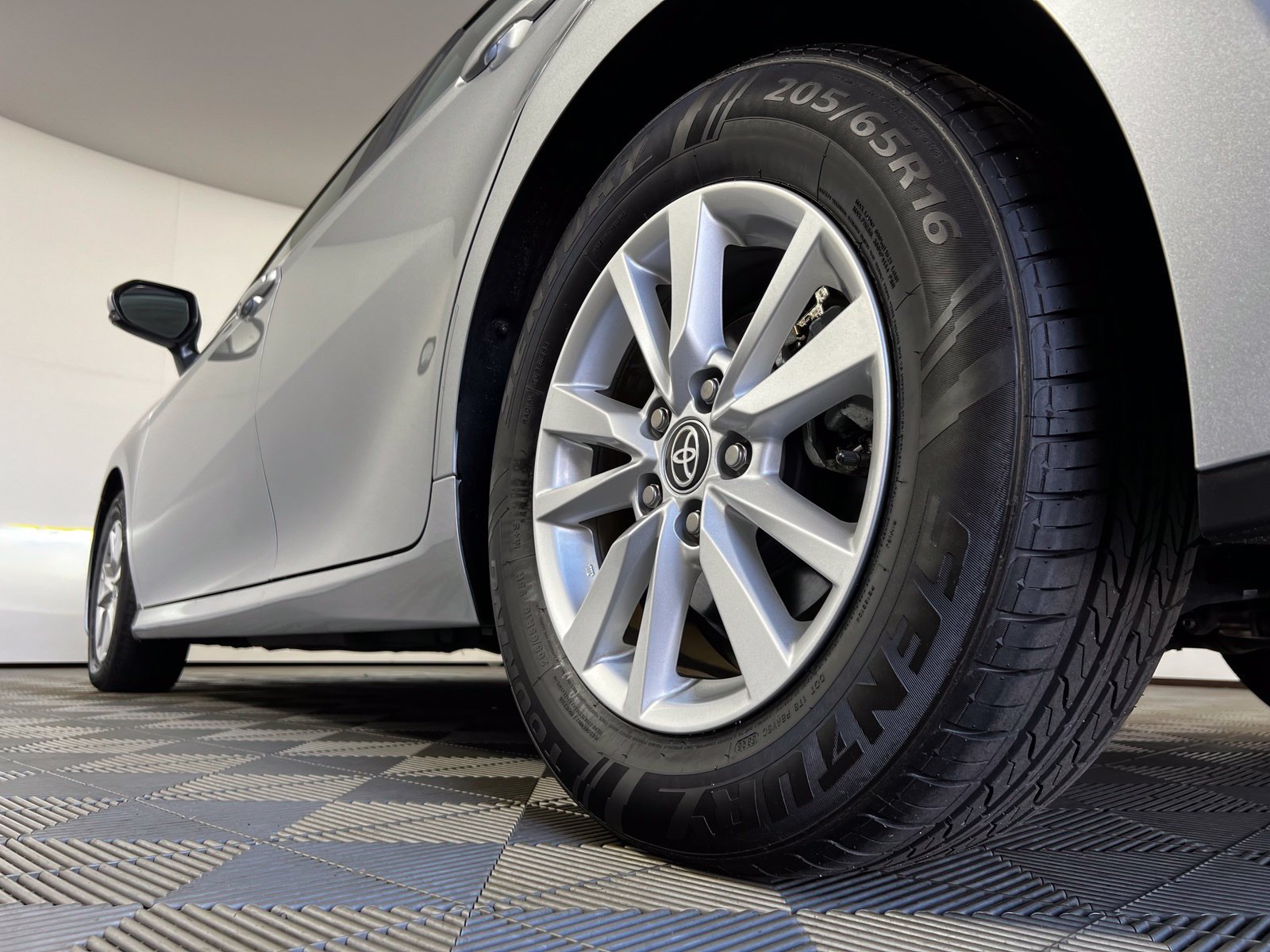 Certified 2025 Toyota Camry LE FWD image 24