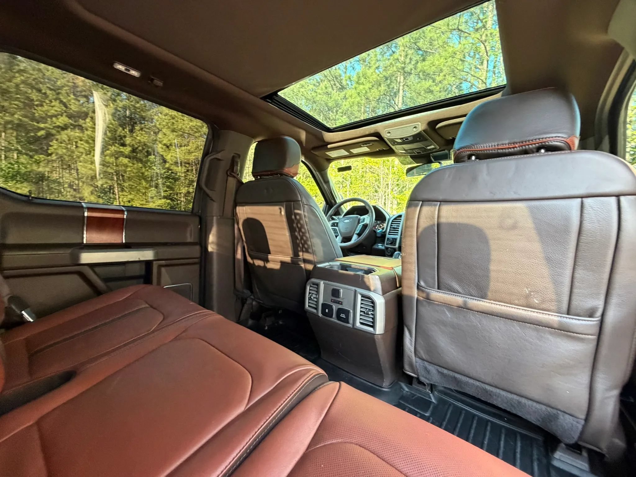 Used 2018 Ford F150 King Ranch w/ Equipment Group 601A Luxury AWD/4WD image 14