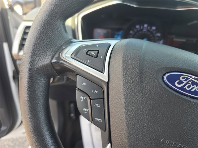 Used 2020 Ford Fusion SE image 21